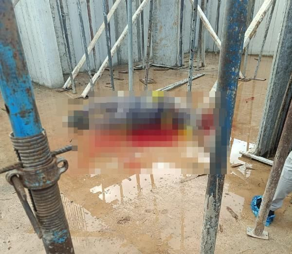 Mardin’de inşaatta iskeleden düşen işçi öldü - Resim: 1