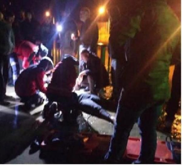 Hafif ticari araç kanala düştü: 1'i AFAD personeli 3 kişi hayatını kaybetti - Resim: 1