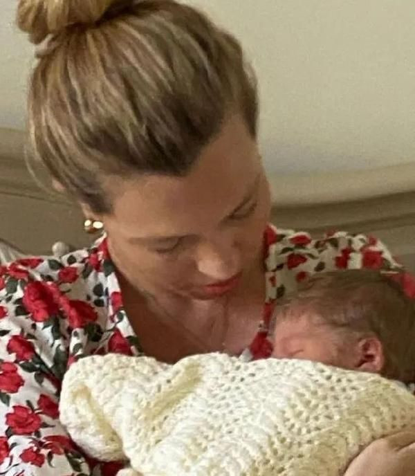 Boris Johnson ve Carrie Symonds’un bebeğinin ismi belli oldu - Resim : 1