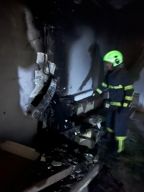 Mardin'de, klima motorunun patladığı evde yangın çıktı - Resim: 2