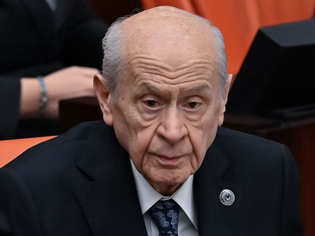 Bahçeli'den İzzet Ulvi Yönter açıklaması: İstifa küskünlüğe dayalı değil