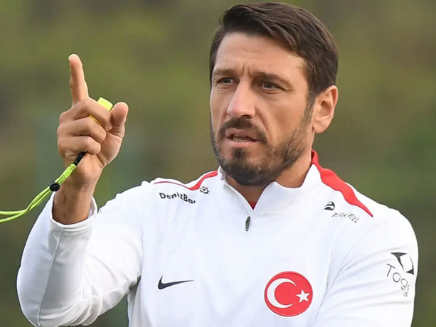 U21 Milli Takım Teknik Direktörü Egemen Korkmaz, Hırvatistan maçında fenalaştı