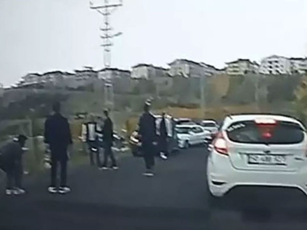 Araçlarını durdurup kavga ettiler: 720 bin TL ceza yediler