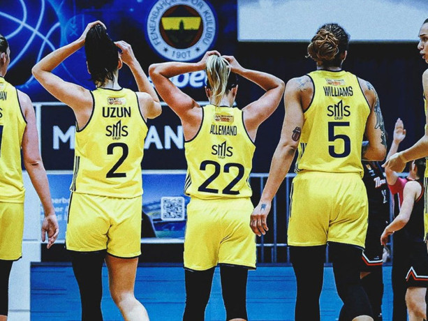 Galatasaray'a seri vermediler! Kadınlar Basketbol Süper Ligi'nde şampiyon Fenerbahçe