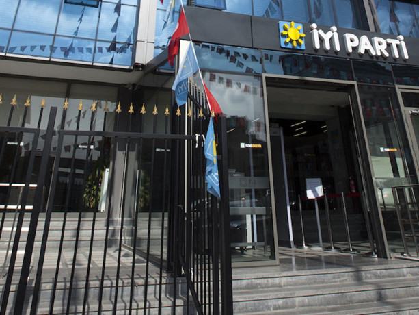 İYİ Parti'den ara seçim açıklaması: 22 milletvekilinin istifa etmesi...