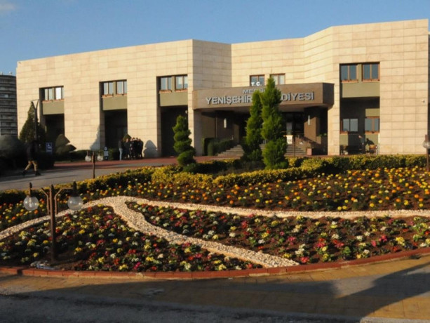 Mersin Yenişehir Belediyesi'ne operasyon: Çok sayıda gözaltı var