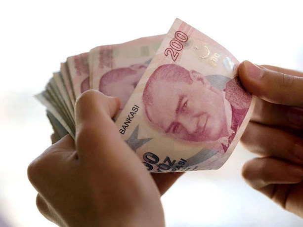 Emekliye Kurban Bayramı müjdesi: 2026 bayram ikramiyeleri hangi gün yatıyor?