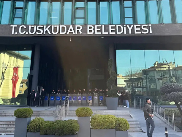 Üsküdar Belediyesi'ne bir operasyon daha: 7 kişi gözaltına alındı