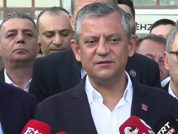 Özel'den "yeni parti kurulacak mı?" sorusuna cevap: “2 milyon üyemiz karar versin”