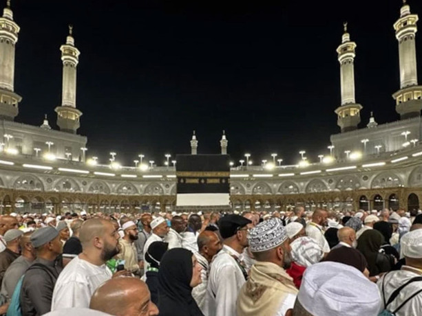 Hacılar Kabe'ye veda ediyor