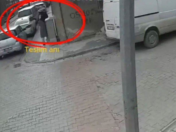 Telefondaki dolandırıcının tek cümlesine kandı, 7 buçuk milyon lirayı kendi elleriyle teslim etti