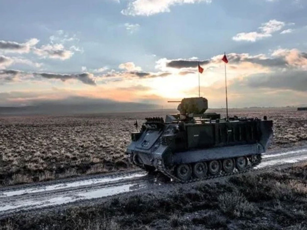 Türkiye'nin ilk elektrikli zırhlı personel taşıyıcısı: 3 adet E-ZPT daha envantere katıldı