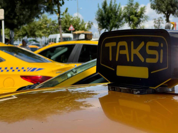 İstanbul'da ulaşıma bir zam daha: Taksilerde de tarifeler değişti