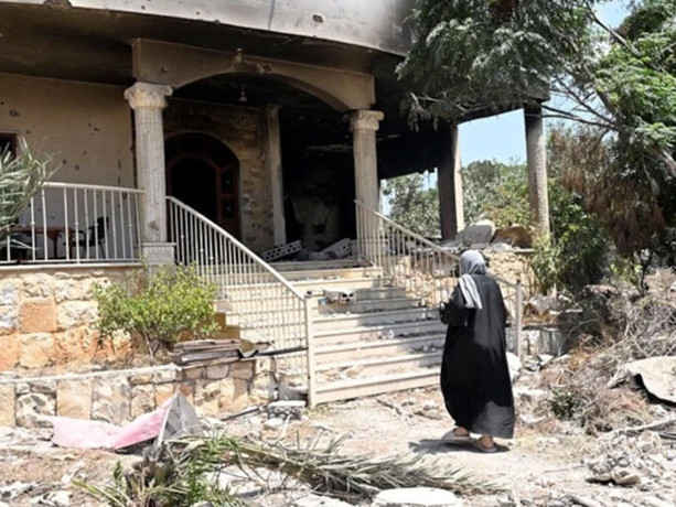 İsrail'in çekildiği Lübnan'da yıkım görüntülendi