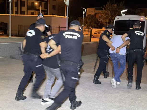 Kirveler suç örgütüne operasyon: 5 şüpheli tutuklandı
