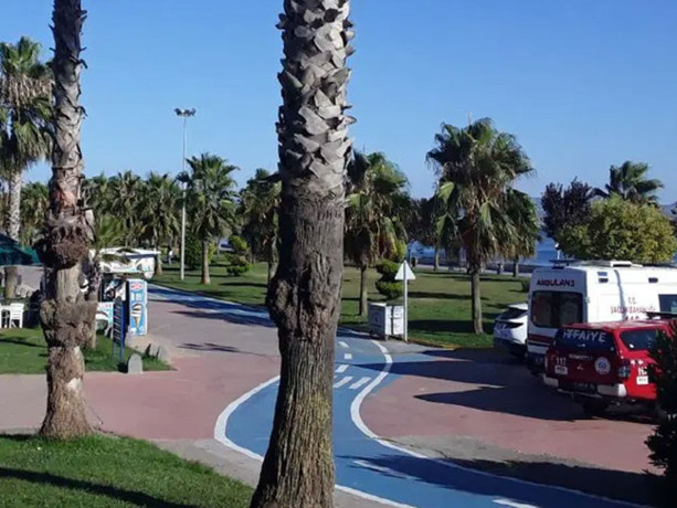 Üç kardeşin Darıca sahilinde gizemli ölümü! Tek renk giyinmişler, kol kola yürümüşler