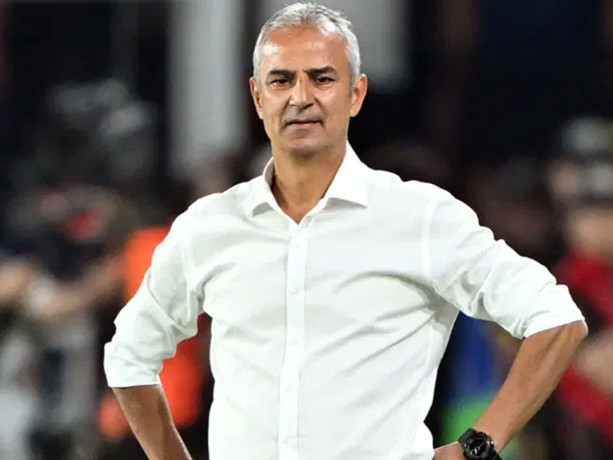 Şampiyonlar Ligi'ne Roma beraberliğiyle başladı... İsmail Kartal, Fenerbahçe tarihine geçti!