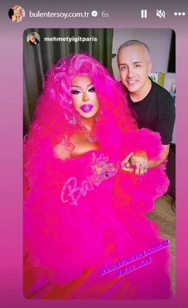 Bülent Ersoy da Barbie akımına uydu - Resim : 1