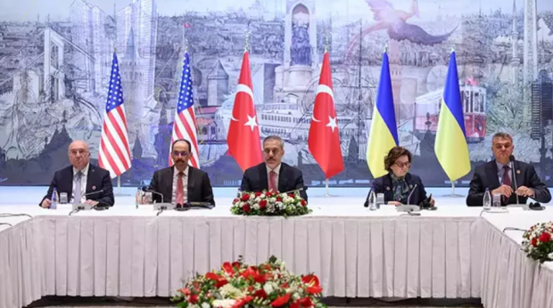 Dolmabahçe'de barış masası! Türkiye-ABD-Ukrayna zirvesi sona erdi - Resim : 2