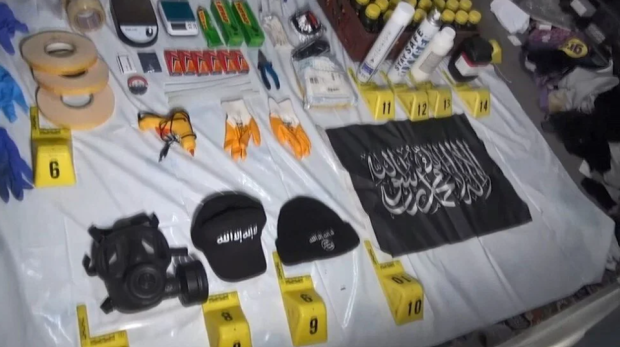 Bombalı eylem hazırlığındaki 2 DAEŞ'li terörist yakalandı: Gaziosmanpaşa'daki evde patlayıcı bulundu - Resim : 1