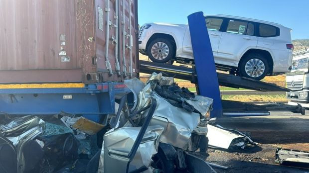 TAG Otoyolu'nda zincirleme kaza: 3 ölü, 1 yaralı - Resim : 2