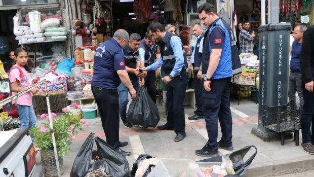 Şanlıurfa'da mide bulandıran görüntüler! İnsan sağlığı hiçe sayıldı! - Resim : 3