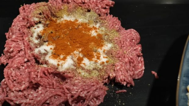 Canan Karatay’ın önerdiği köfte tarifi; Meğerse köftenin lezzetini 7’ye katlıyormuş - Resim : 1