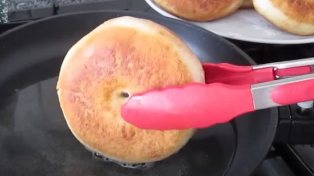 Pişi hazırlarken bilmeniz gereken 5 püf nokta: Asla yağ çekmiyor ve lokum gibi oluyor - Resim : 3