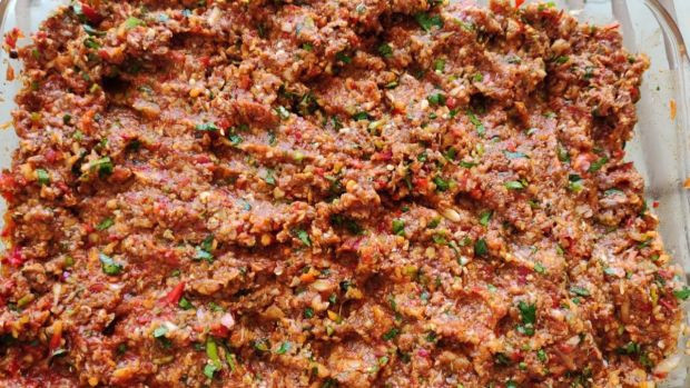 Lahmacun içi hazırlarken gözden kaçmasın - Bu malzemeyi eklediğinizde lezzeti 10'a katlanıyor - Resim : 2