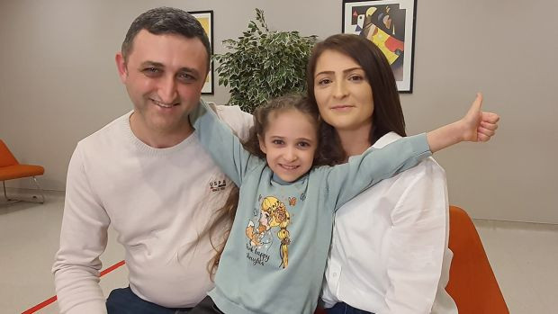 Bu bir tıp mucizesi... Hiç kimse yaşam şansı vermiyordu - Resim : 3