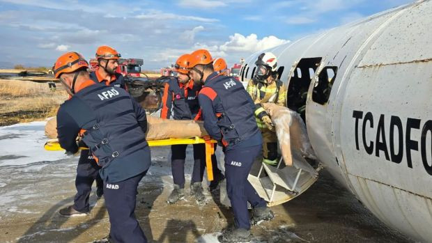 Adıyaman'da 'kaza kırıma uğrayan uçak' tatbikatı - Resim : 1