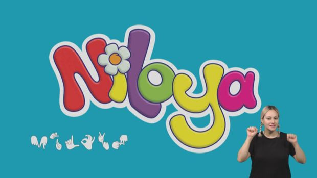 Niloya işaret diliyle engelleri kaldırıyor: Minik kalplere dokunan proje - Resim : 1