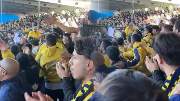 Leyla Zana’ya küfürlü tezahürata tepki yağdı: “Asıl suç susan yöneticilerde” - Resim : 1