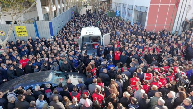 Şehzadeler Belediye Başkanı Gülşah Durbay'a veda - Resim : 3