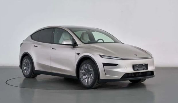 Tesla Model Y L'yi satışa sundu - Resim : 1
