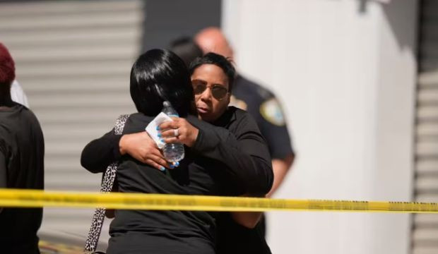 Kan donduran aile katliamı! 8 &ccedil;ocuğu silahla vurarak &ouml;ld&uuml;rd&uuml; - Resim : 1