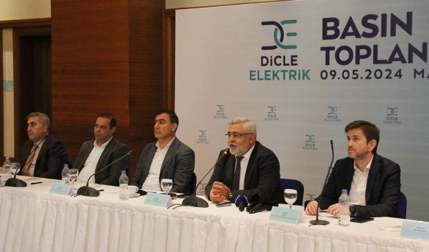 Dicle Elektrik Genel Müdürü Yaşar Arvas: Kaçak trafolarıyla 100 bin nüfuslu bir ilçe kadar enerji tüketiyorlar - Resim : 5