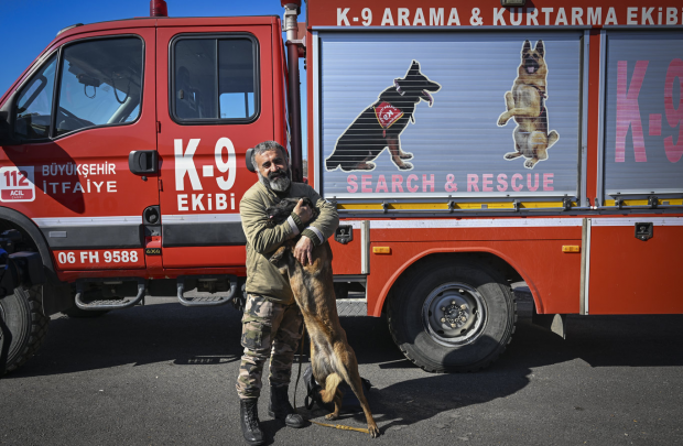 çakılın resmini dövme yaptırdı