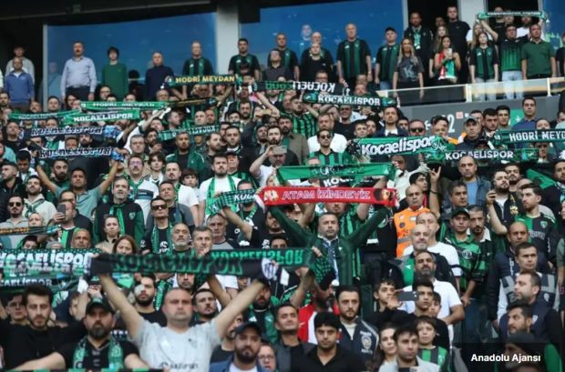 Galatasaray Kocaelispor deplasmanından çıkamadı! Kocaelispor - Galatasaray maçı sonucu: 1-0 - Resim : 2