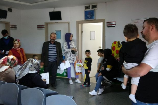 Tokat'ta çocuk hasta sayısında yoğunluk yaşanıyor - Resim : 2