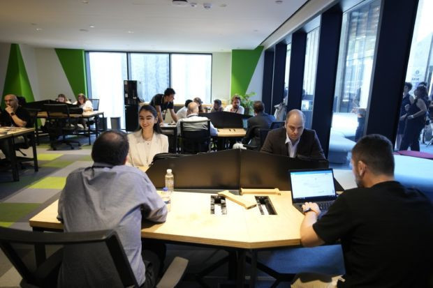 Yenilikçi girişimler Türk Telekom ile dünyaya açılıyor - Resim : 1