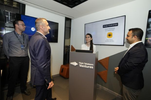 Yenilikçi girişimler Türk Telekom ile dünyaya açılıyor - Resim : 2
