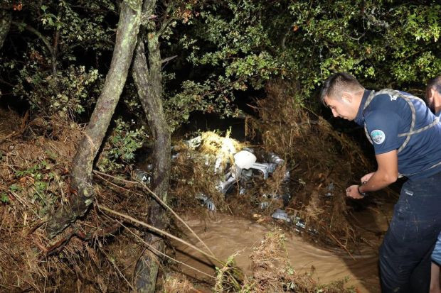 Meteoroloji'nin uyardığı çok sayıda ili sel vurdu: 1 kişi can verdi, 1 kişi ise kayıp - Resim : 1
