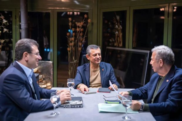 Ankara’da üçlü zirve: Özel, İmamoğlu ve Yavaş ile bir araya geldi: Birlikteyiz, hep birlikte olacağız, hep beraber kazanacağız - Resim : 3
