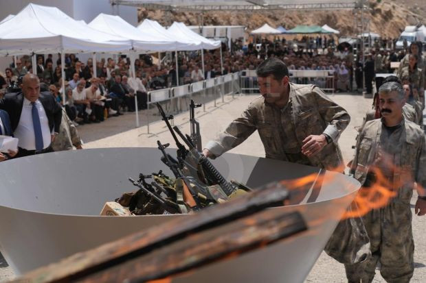 PKK'nın silah bırakma sürecinin ilk ayağı tamamlandı - Resim : 2