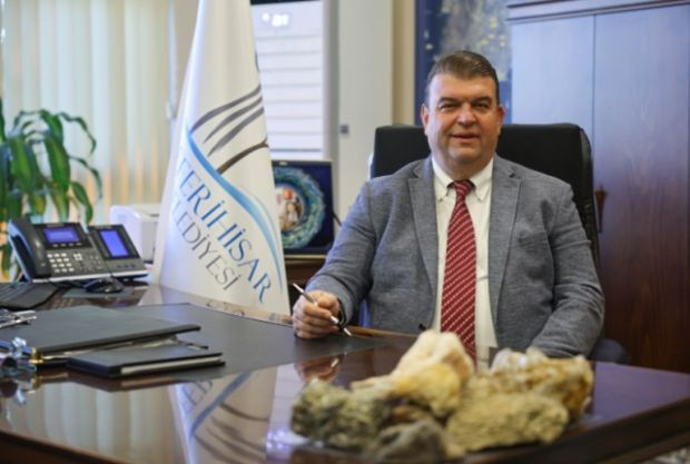 CHP'li 2 belediyeye r&uuml;şvet operasyonu: Belediye başkanları g&ouml;zaltında - Resim : 2