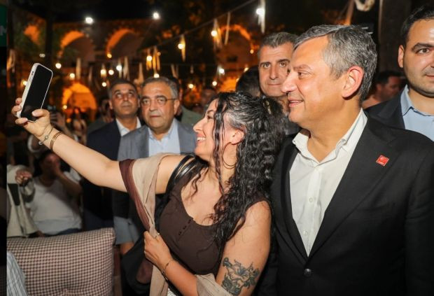 Özgür Özel'den çok konuşulacak "yeni parti" mesajı - Resim : 1