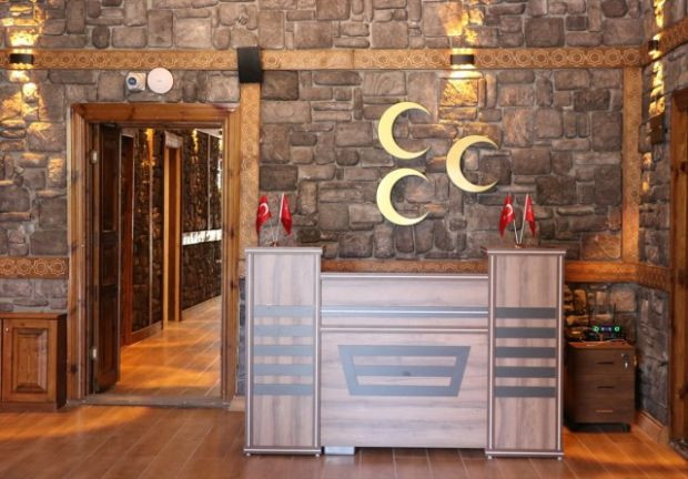 MHP, 112 yıllık tarihi konağı satın aldı: 2 yıl işgalci Rus komutanlığı olarak kullanılmış! - Resim : 2