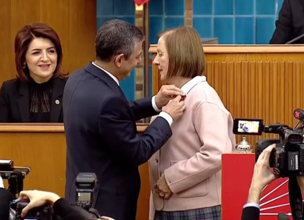 Özgür Özel, CHP'nin cumhurbaşkanı adayını belirlemek için yol haritasını açıkladı - Resim : 1