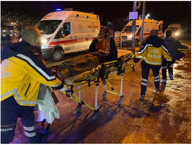 Sinop'ta kuru yük gemisinde yangın - Resim : 1